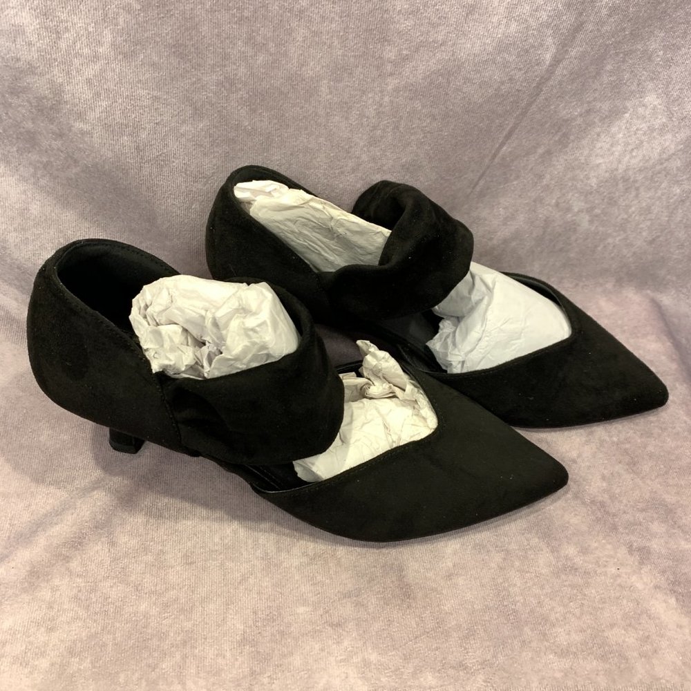 Coutgo Low Kitten Heel. Pointed Toe. Slip on. Ankle Strap Shoes NWOT! - Picture 3 of 4